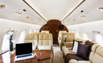 Bombardier Challenger 604 OE-IDG