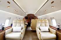 Bombardier Challenger 604 OE-IDG