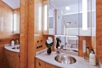 Dassault Falcon 2000LX LX-EVM