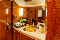 Gulfstream G550 OE-IRG