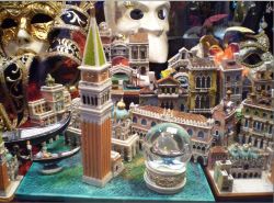 Не знаете что подарить своим близким? Мы Вам подскажем!