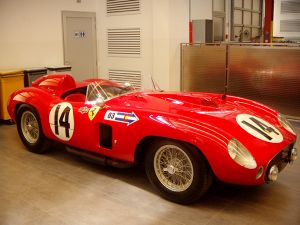 Экскурсия Buro 24/7: завод Ferrari (фото 3)